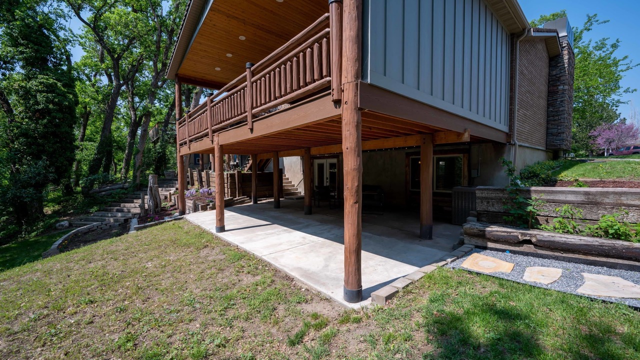 Photo of Outdoor in Woodland Estates