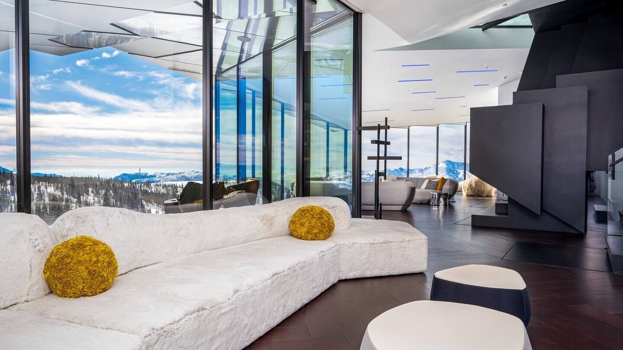 Photo of Livingroom in Eden