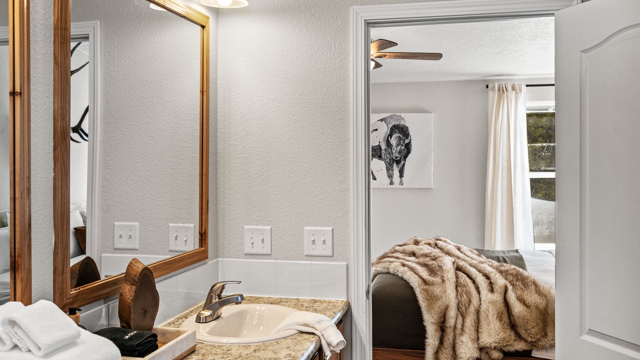 Photo of Bathroom in Lazy Acres