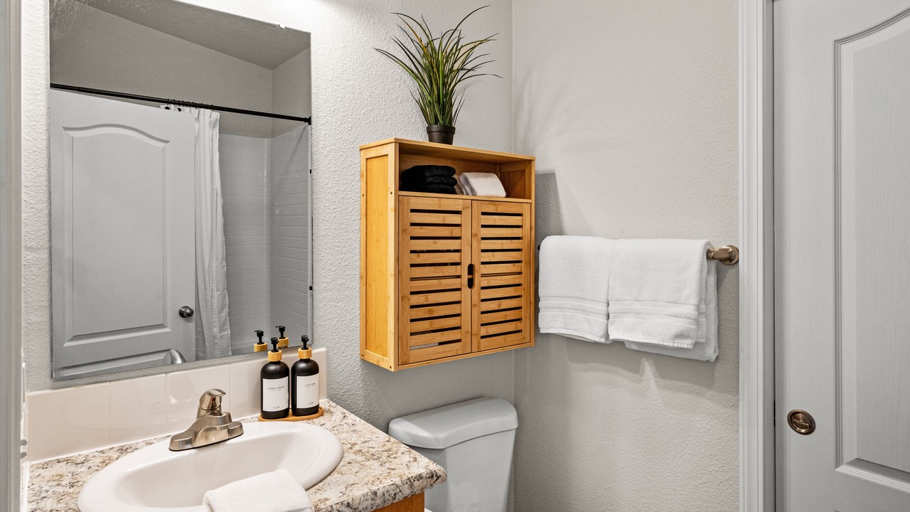 Photo of Bathroom in Lazy Acres