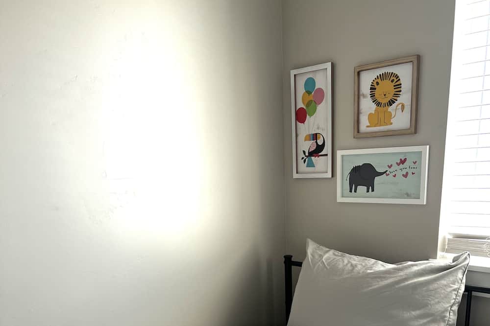 Photo of Bedroom in Ammon
