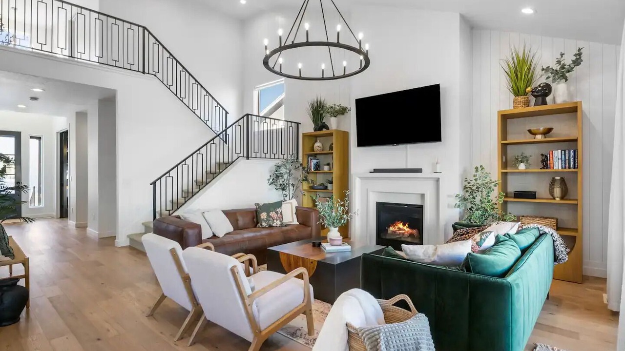 Photo of Livingroom in Kaysville