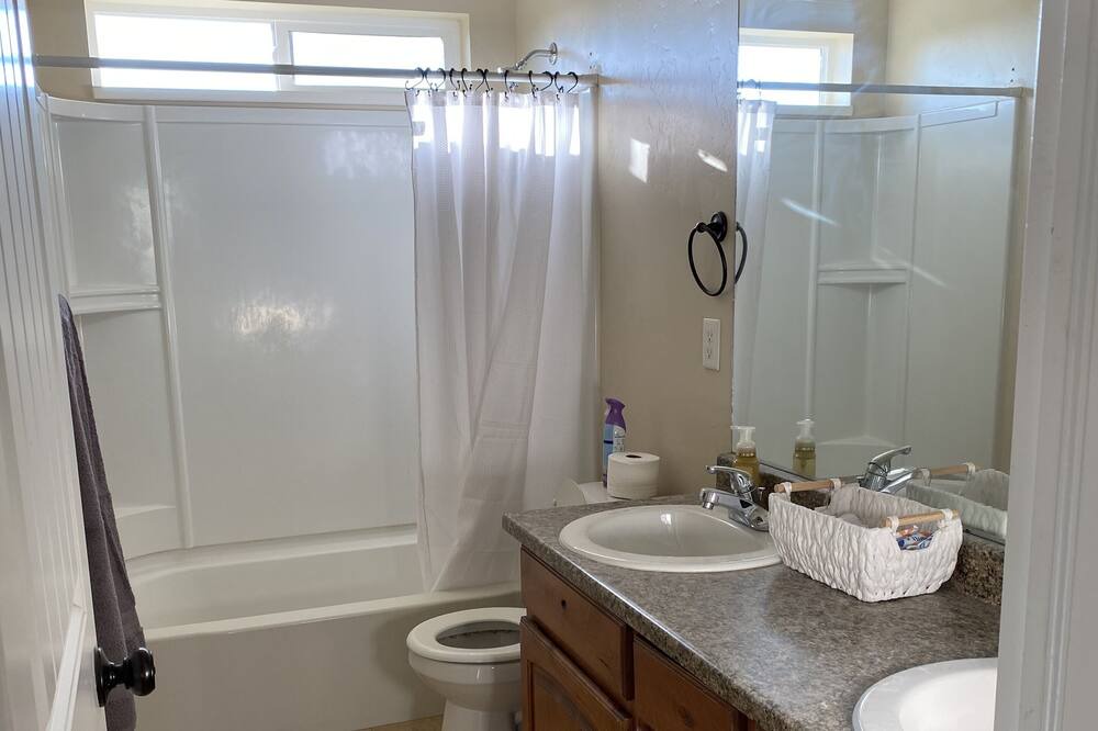 Photo of Bathroom in Kaysville