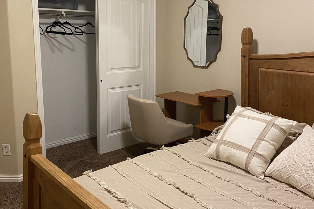 Photo of Bedroom in Kaysville