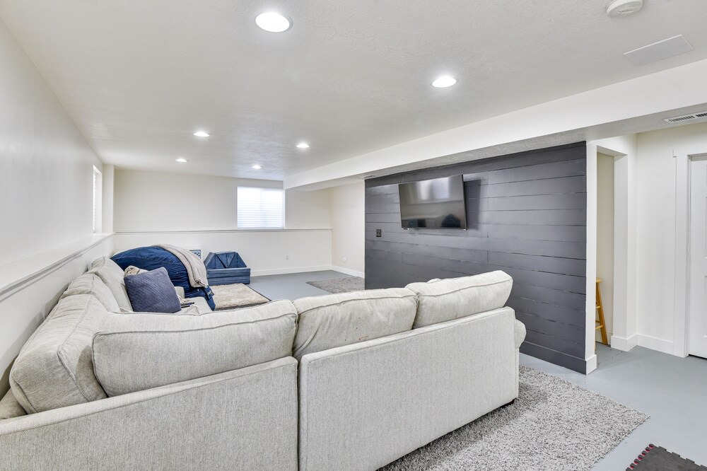 Photo of Livingroom in Layton