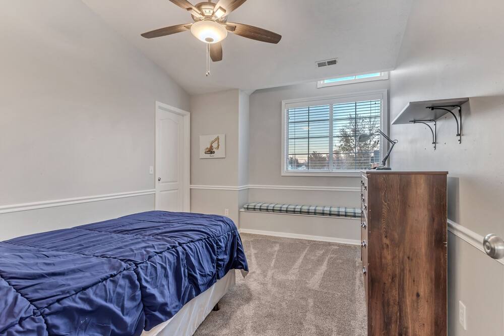 Photo of Bedroom in Holladay