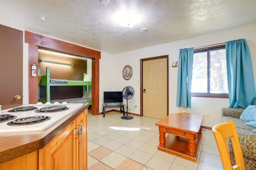 Photo of Bathroom in Shelley