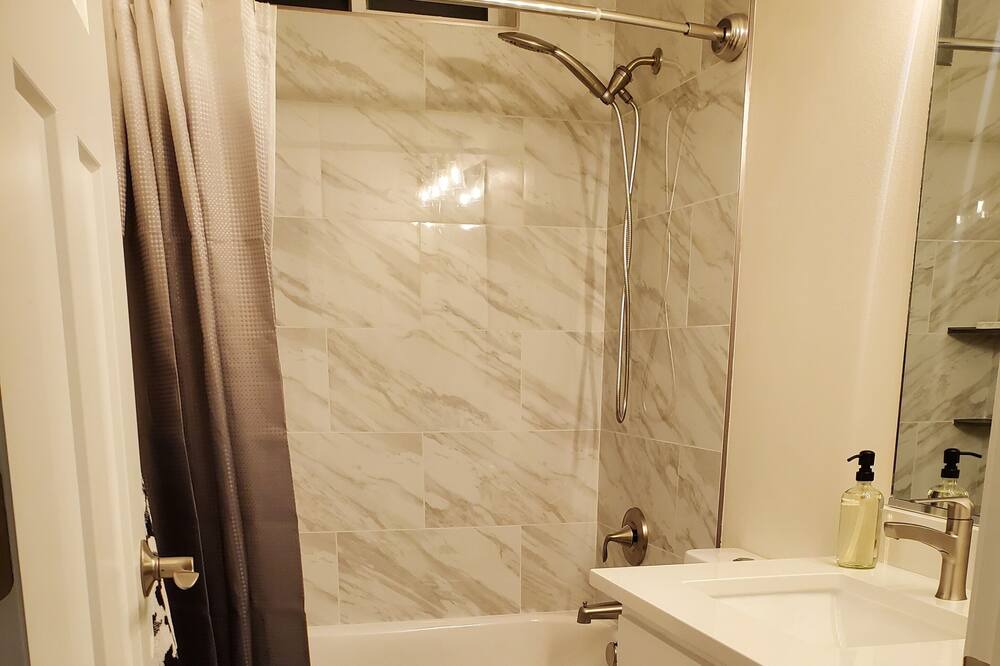 Photo of Bathroom in Ammon