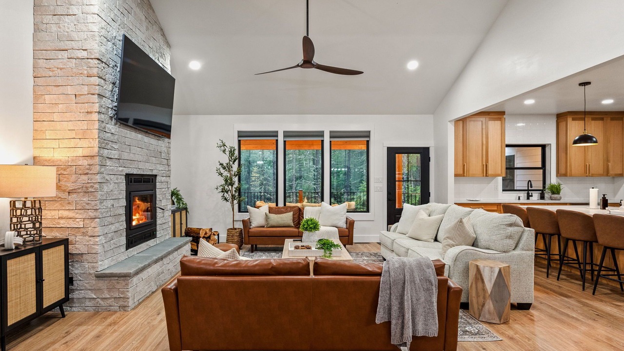 Photo of Livingroom in Bonner County