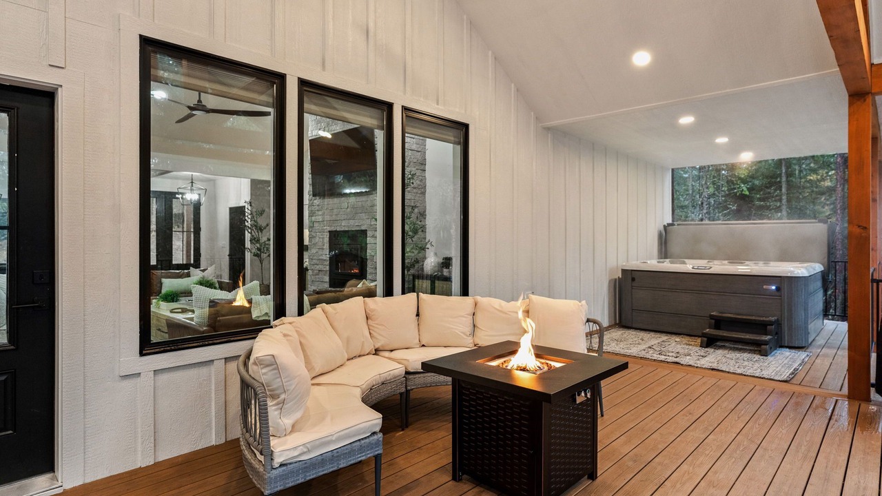 Photo of Livingroom in Bonner County