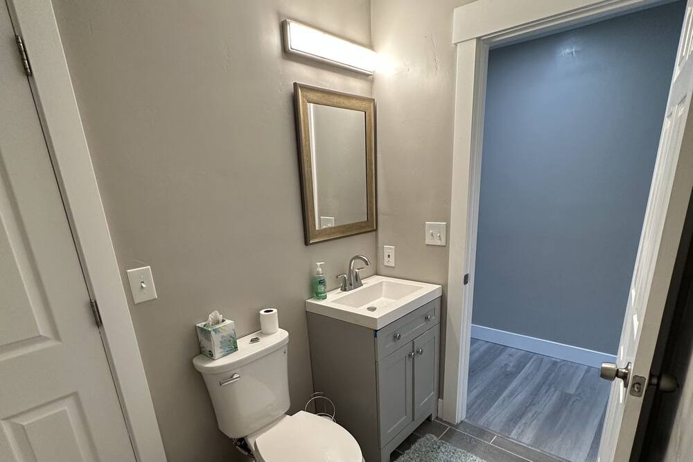Photo of Bathroom in Layton