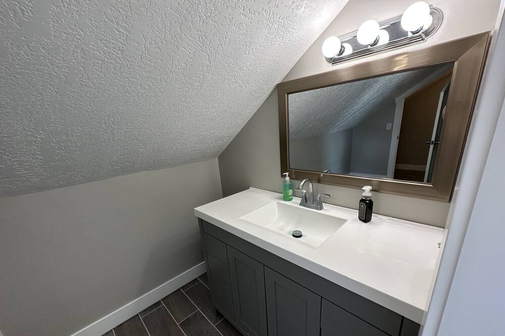 Photo of Bathroom in Layton