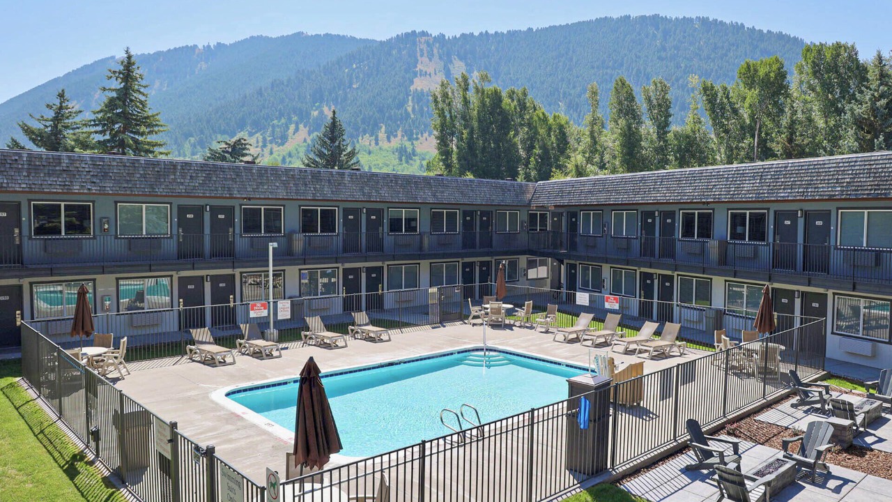 Photo of Outdoor in Jackson