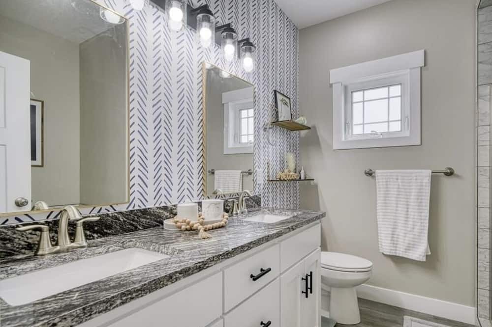 Photo of Bathroom in Rigby
