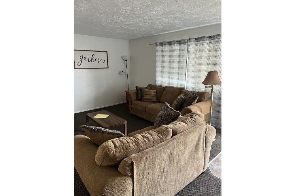 Photo of Livingroom in Idaho Falls