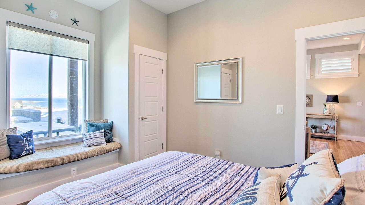 Photo of Bedroom in Cherimoya Hill