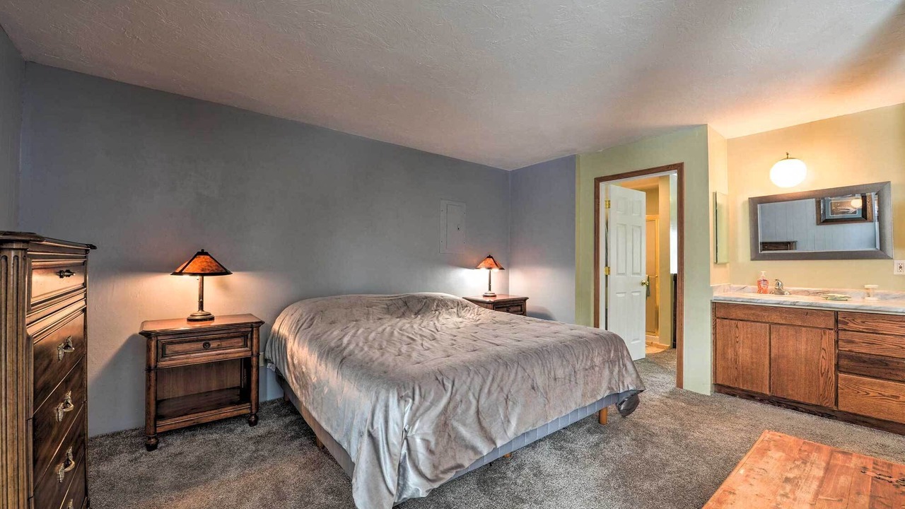 Photo of Bedroom in Irwin