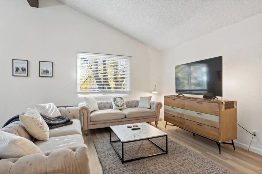 Photo of Livingroom in Billings