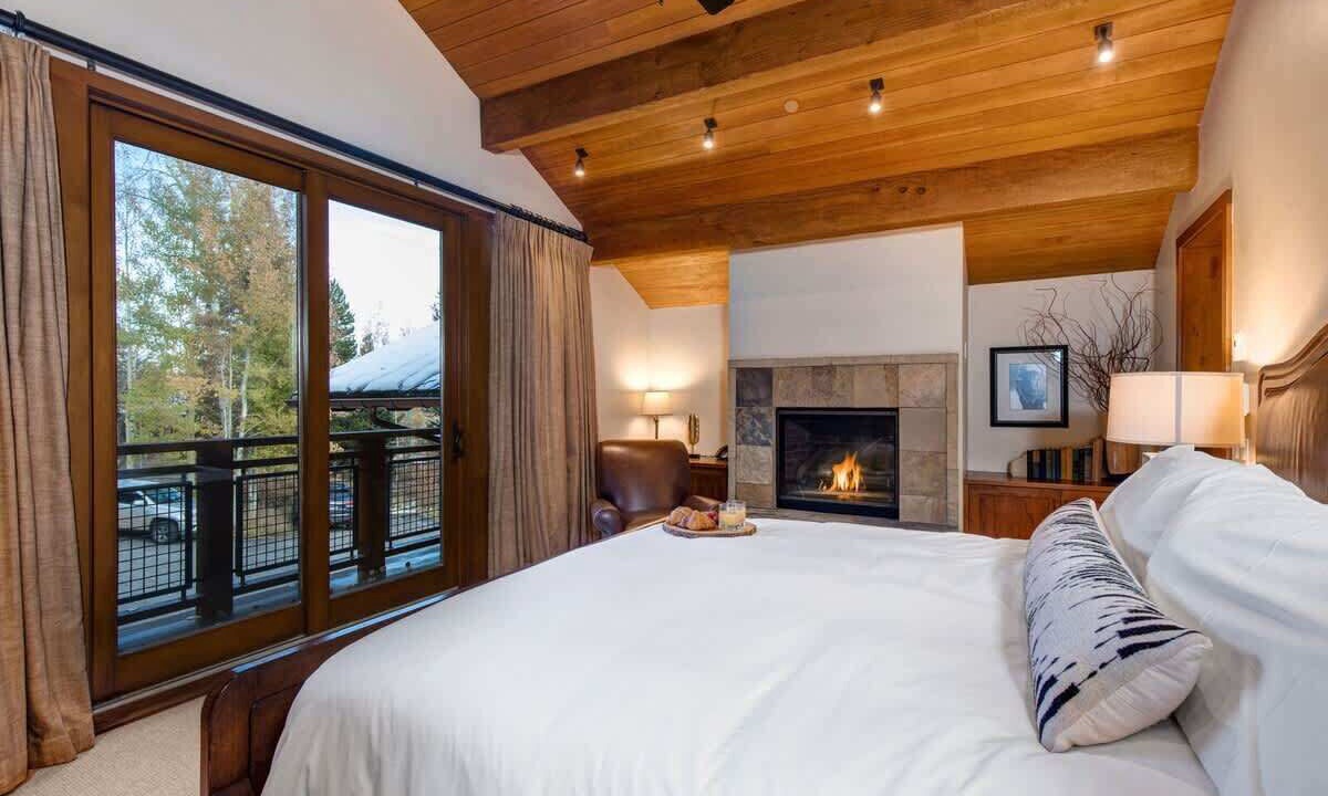 Photo of Bedroom in Granite Ridge