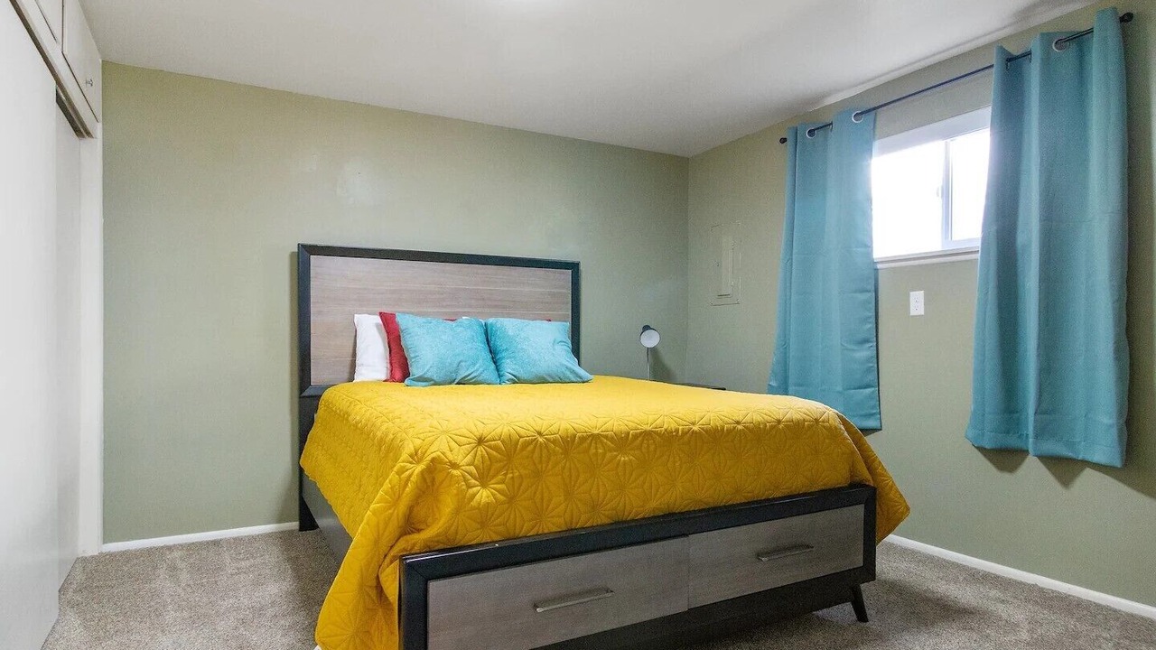 Photo of Bedroom in Logan