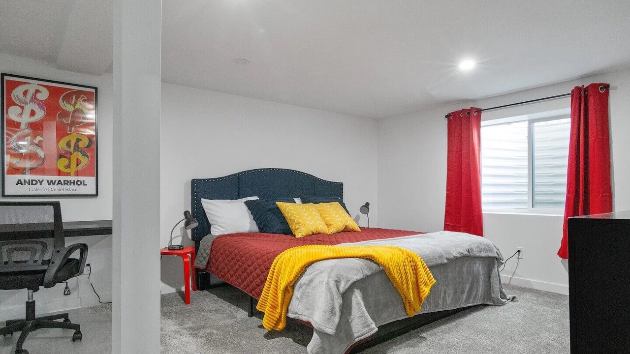 Photo of Bedroom in Logan