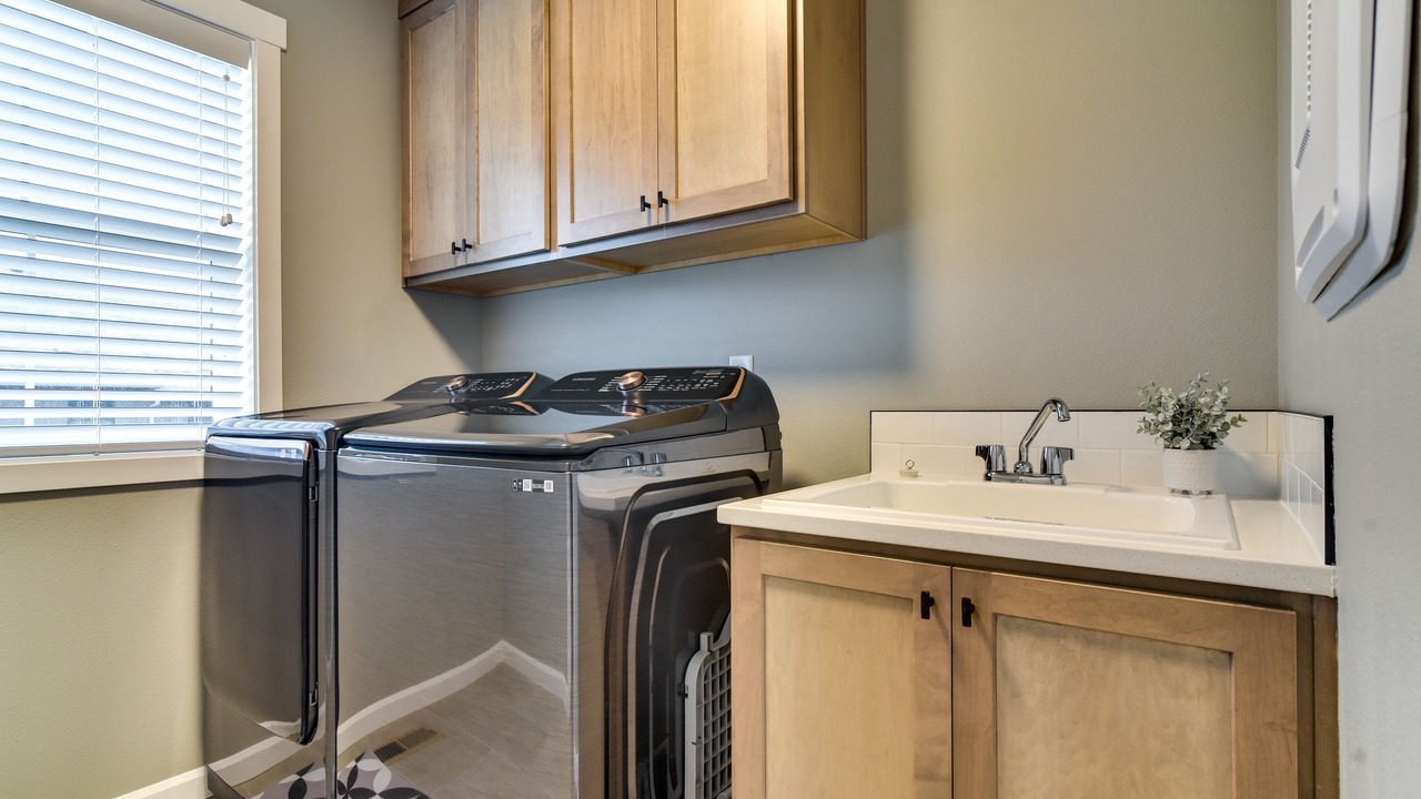 Photo of Bedroom in Pleasant Valley