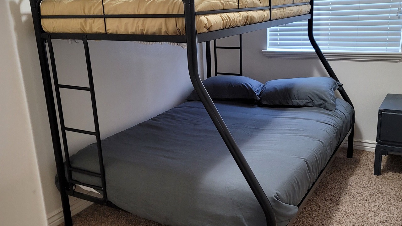 Photo of Bedroom in Ammon