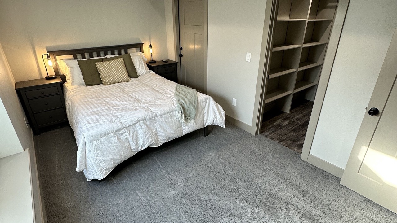 Photo of Bedroom in Sweetwater