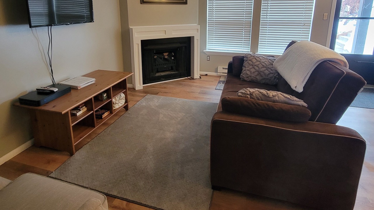 Photo of Livingroom in Wolf Creek