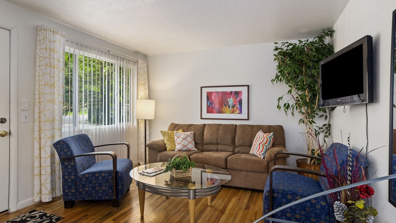 Photo of Livingroom in Millcreek