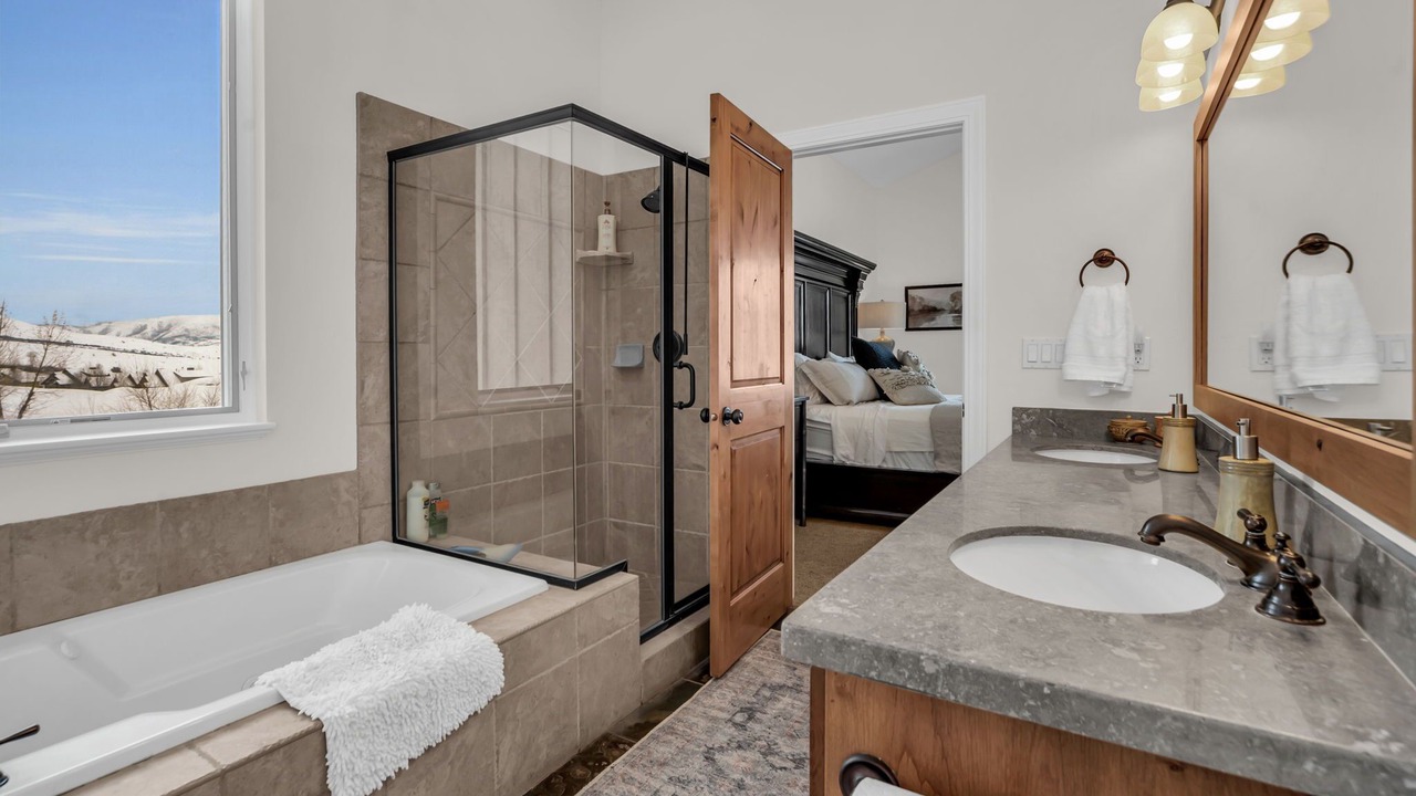 Photo of Bathroom in Eden