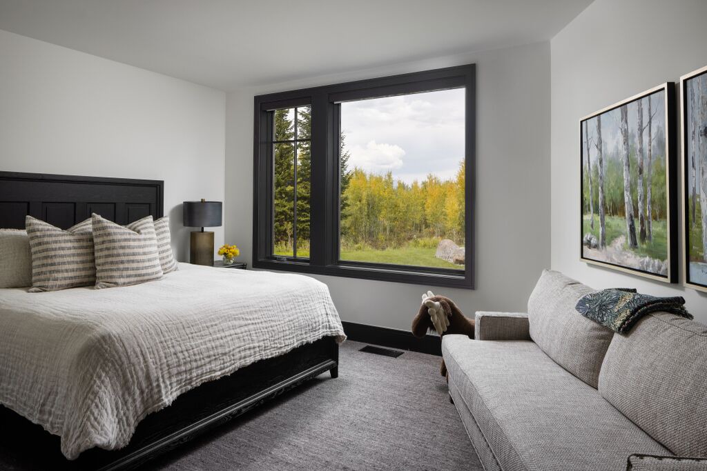 Photo of Bedroom in Indian Springs