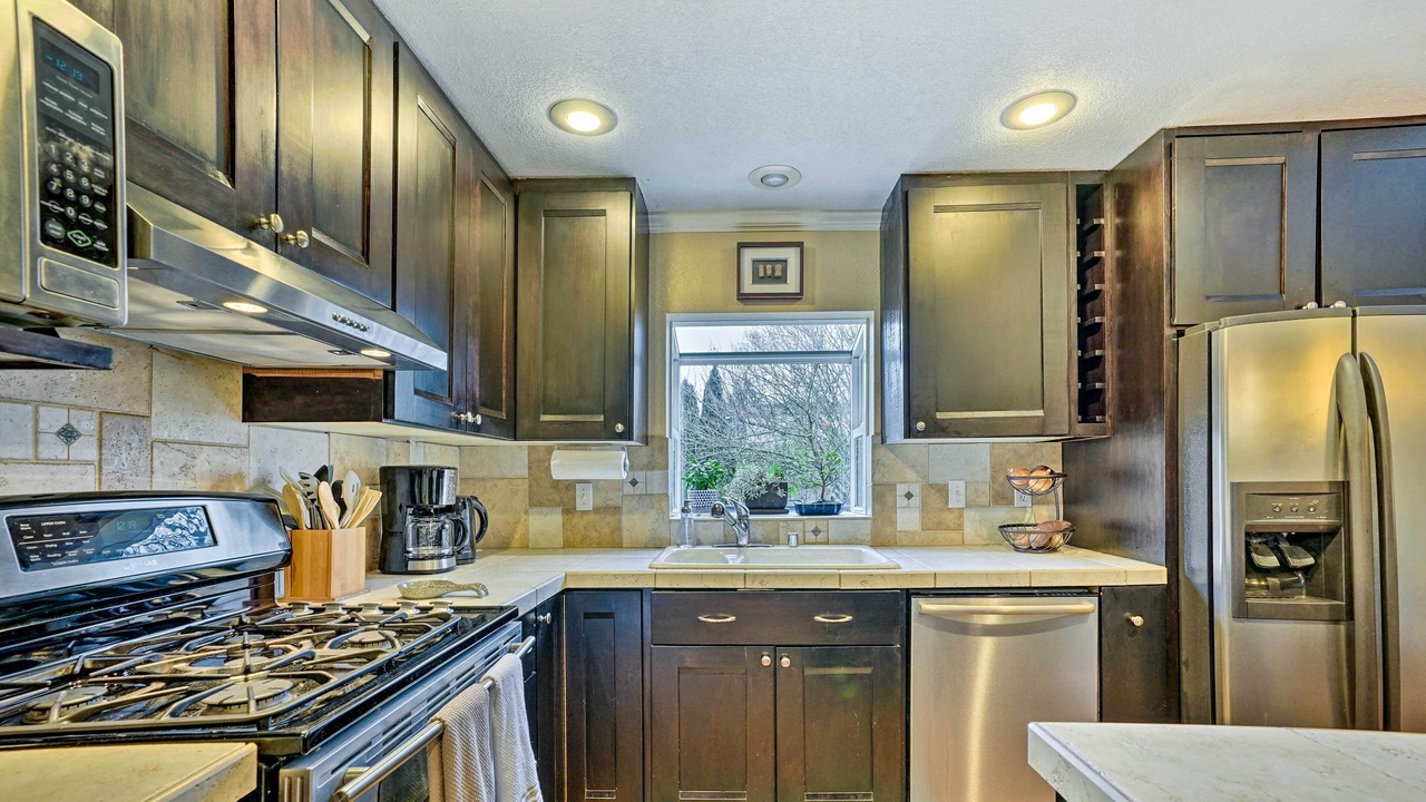 Photo of Kitchen in Picnic Point-North Lynnwood