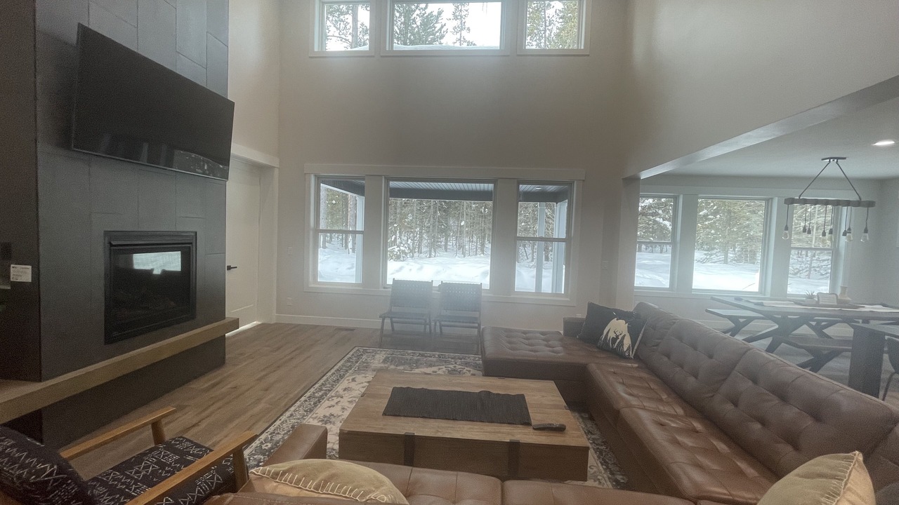 Photo of Livingroom in Island Park