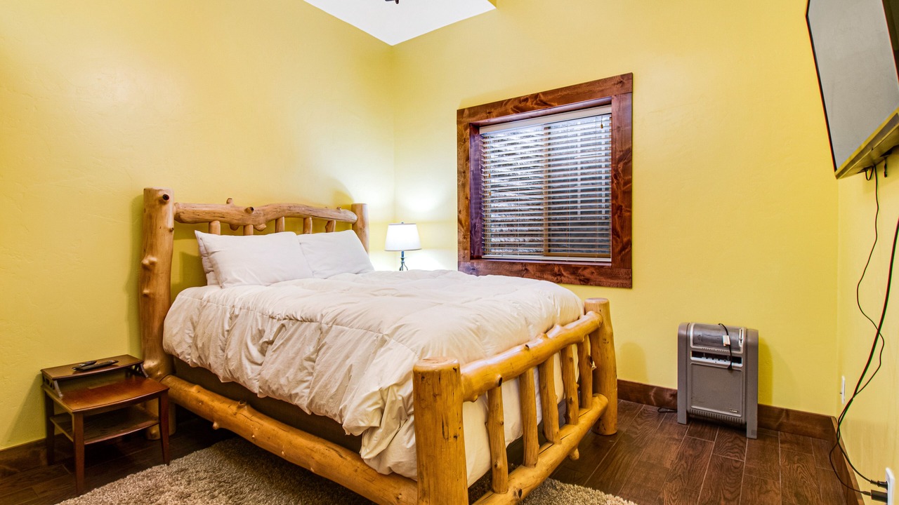 Photo of Bedroom in Sweetwater