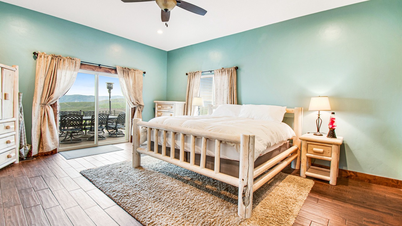 Photo of Bedroom in Sweetwater