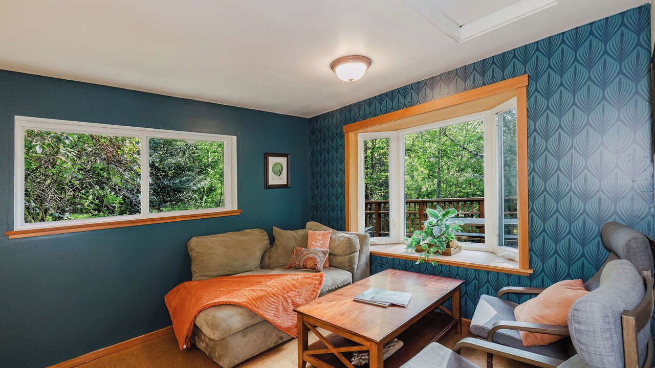 Photo of Livingroom in Bainbridge Island