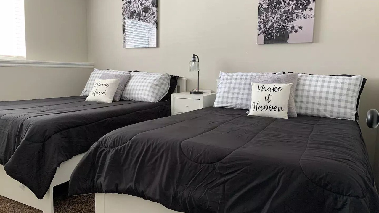 Photo of Bedroom in Roy