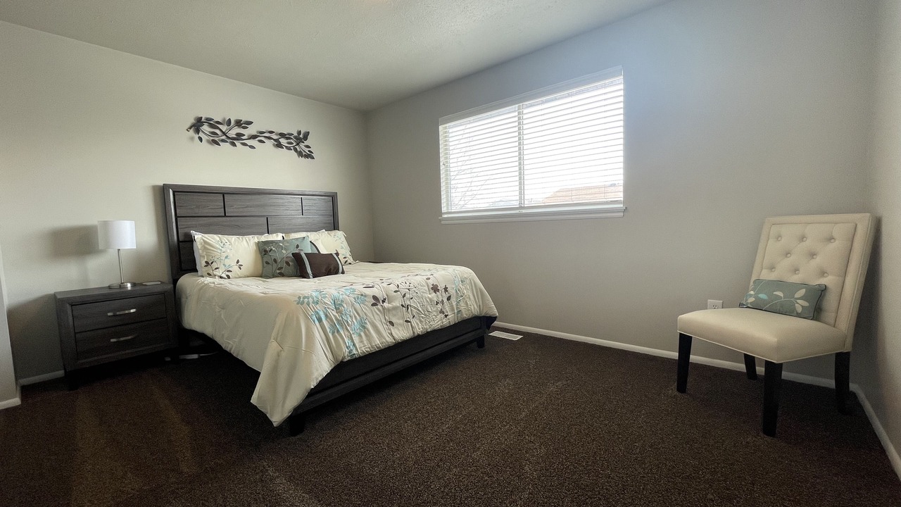 Photo of Bedroom in Roy