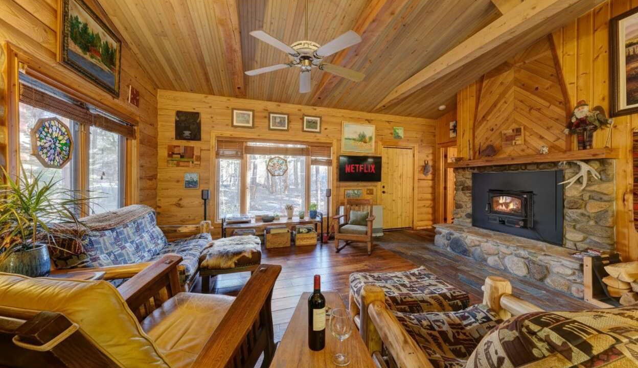 Photo of Livingroom in Saddlestring