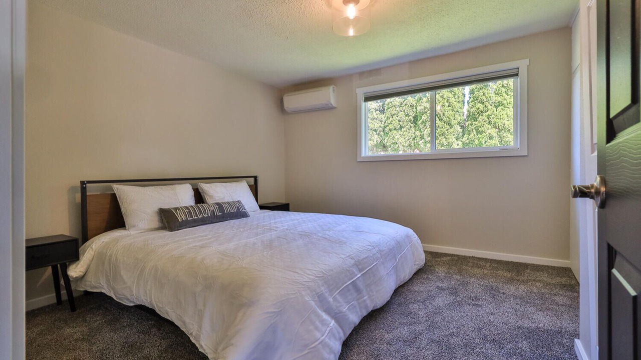 Photo of Bedroom in Leavenworth