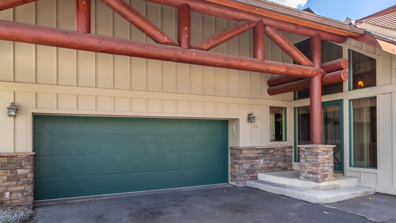 Photo of Outdoor in Big Sky Meadow Village