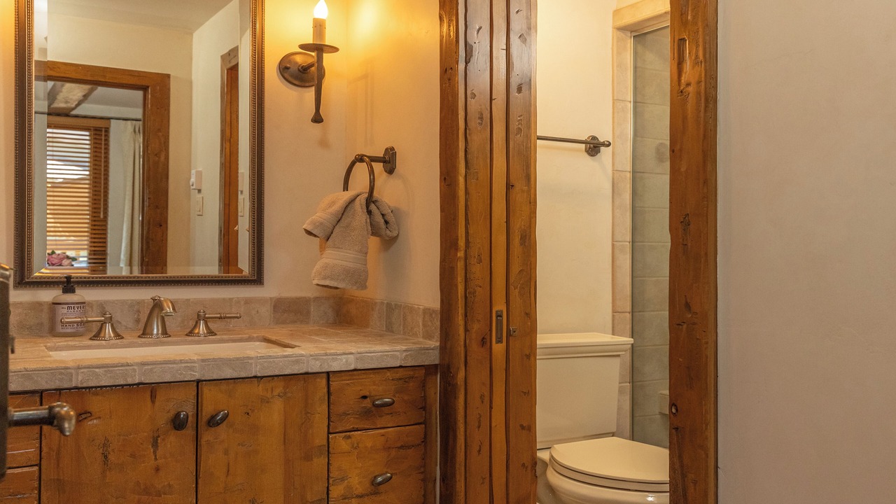 Photo of Bathroom in Elkhorn