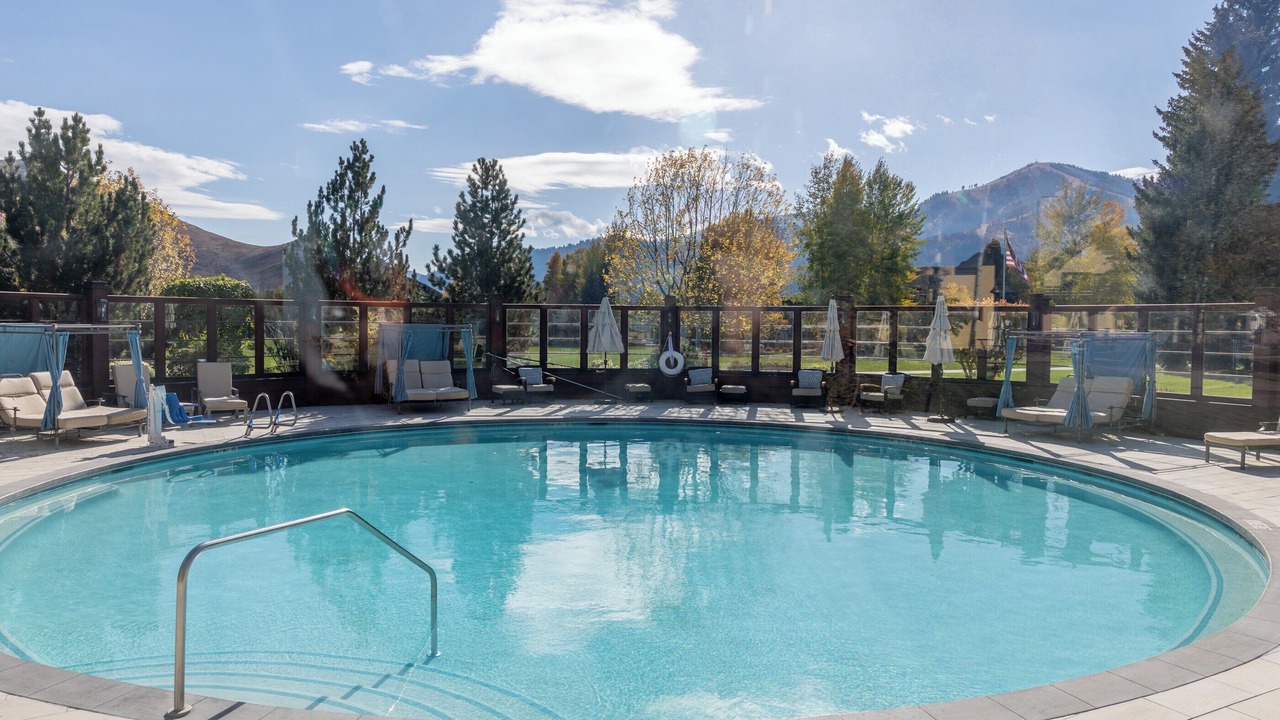 Photo of Outdoor in Elkhorn