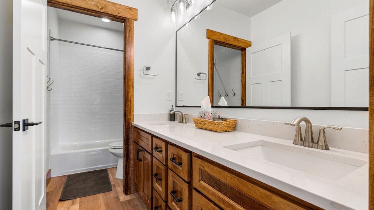 Photo of Bathroom in Sweetwater