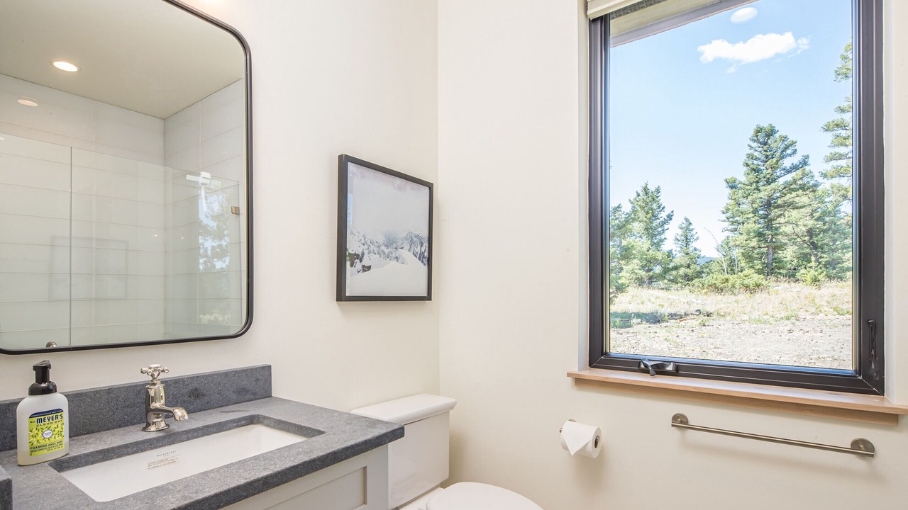 Photo of Bathroom in Antler Ridge