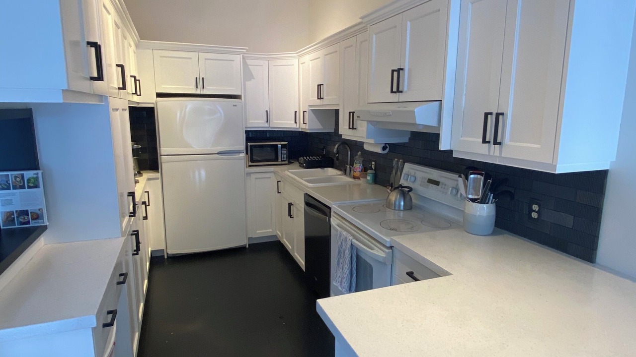Photo of Kitchen in Warm Springs