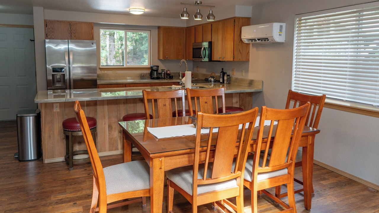 Photo of Kitchen in Hoodsport