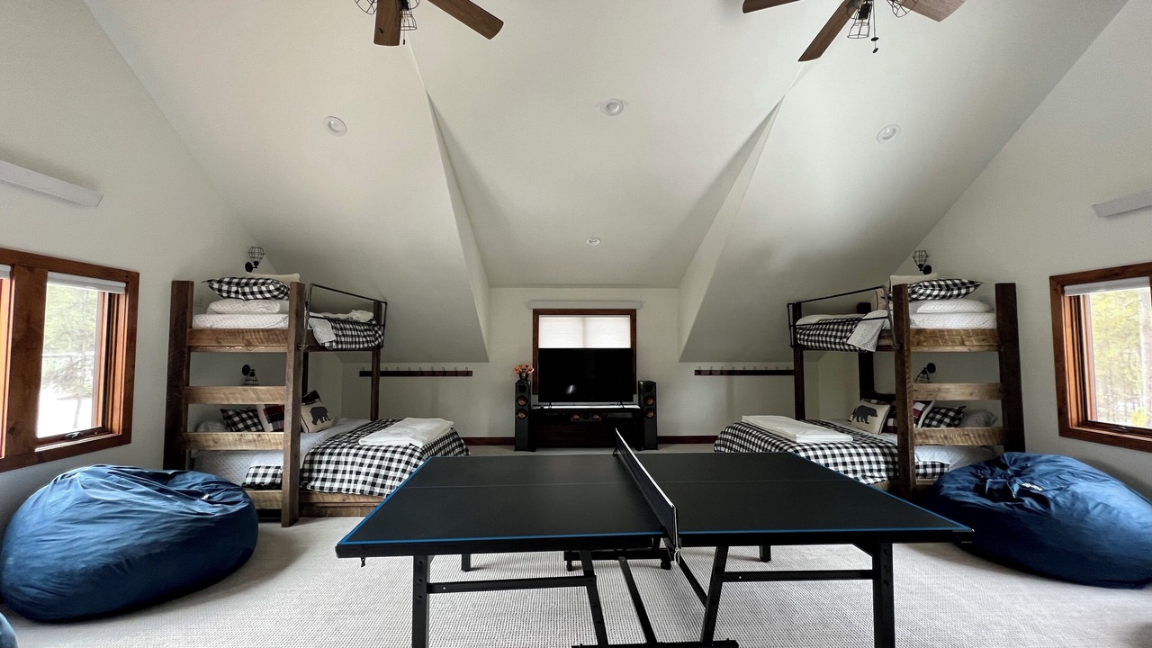 Photo of Bedroom in Island Park