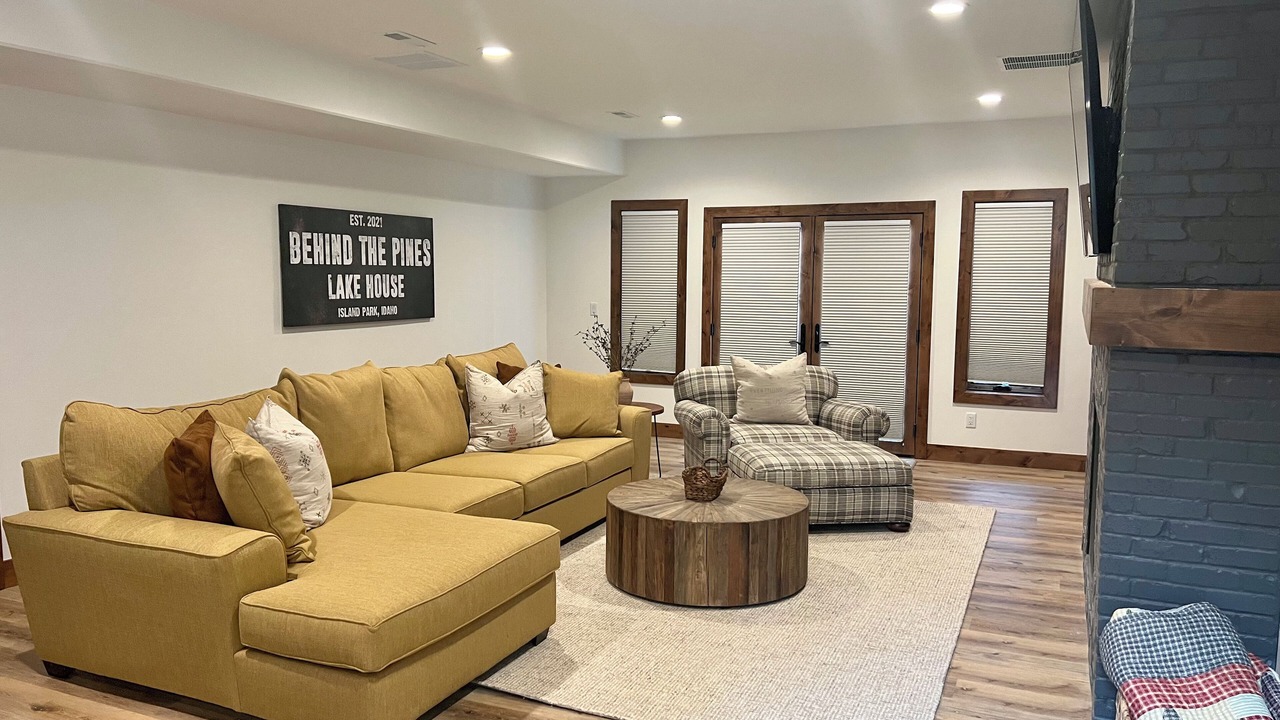 Photo of Livingroom in Island Park